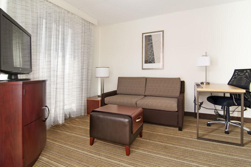 Residence Inn By Marriott Minneapolis Идайна Экстерьер фото